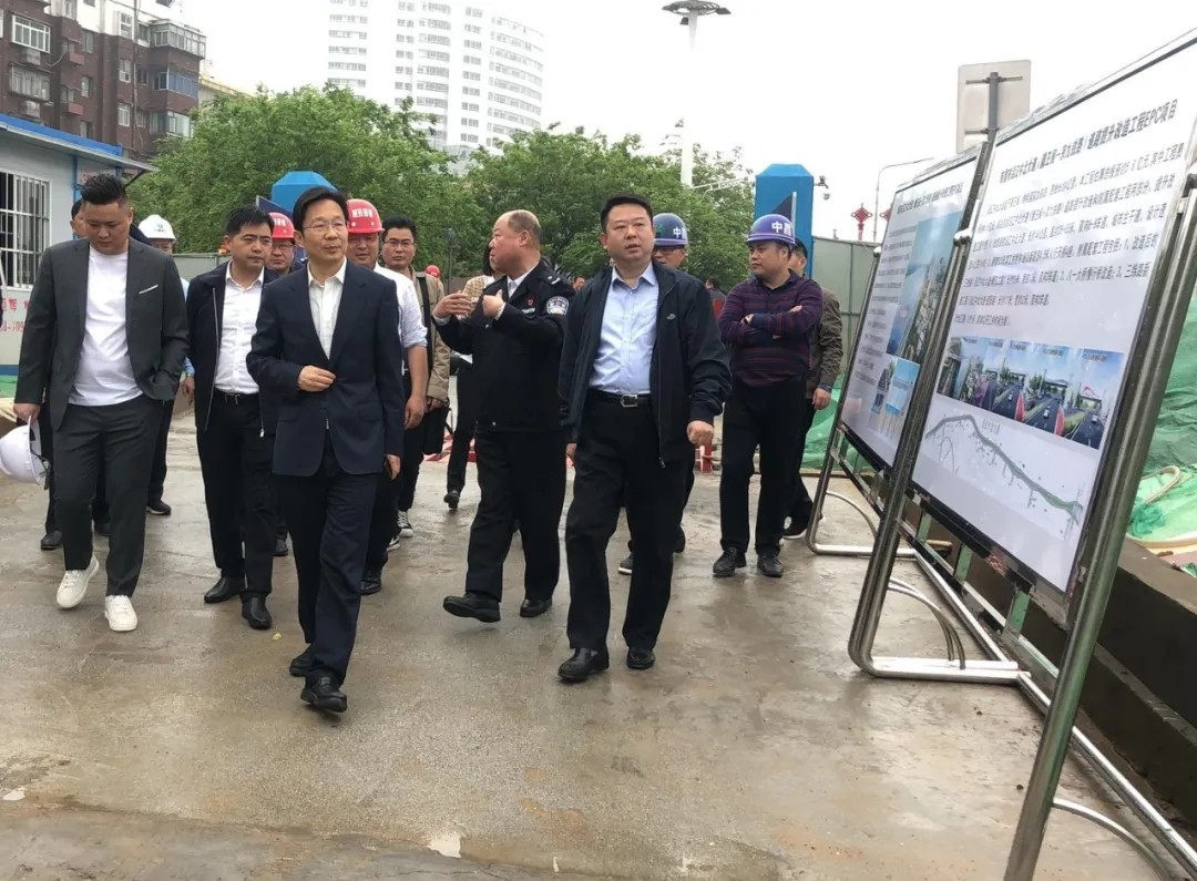 副市长宋铀深刻沿江中北大路提升刷新工程现场调研